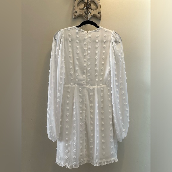 NWOT Forever 21 White Embroidered Dress Size Small - Picture 9 of 10